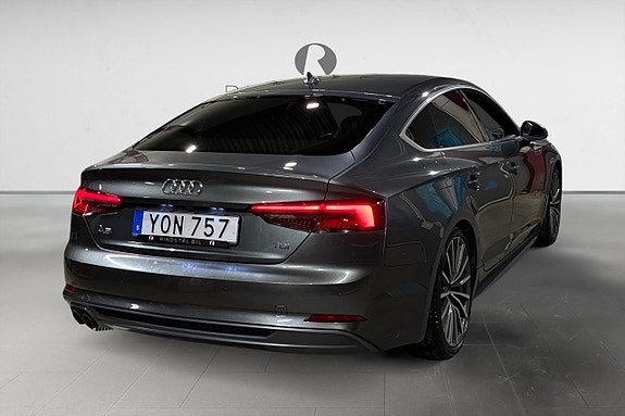 Audi A5 7 of 18