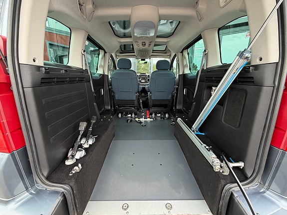 Citroen Berlingo 11 of 21