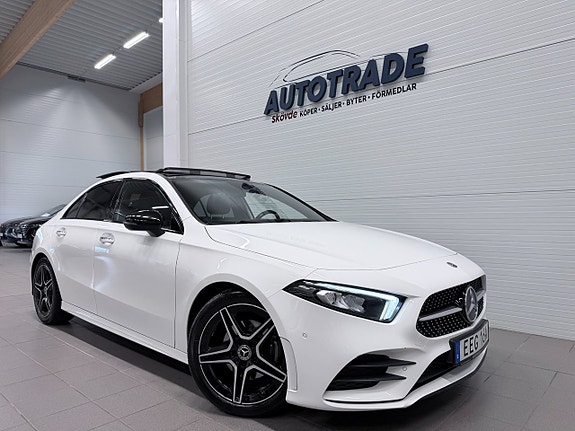 Mercedes-Benz A200 4 of 5