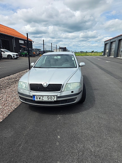 Skoda Octavia 5 of 5