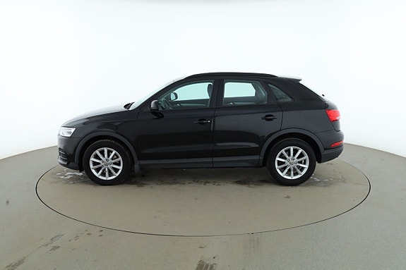 Audi Q3 2 of 5