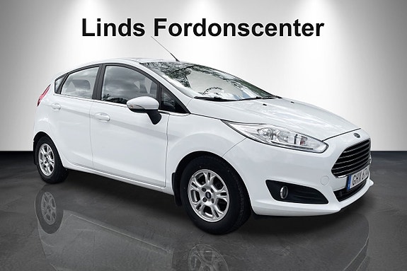 Ford Fiesta 2 of 5