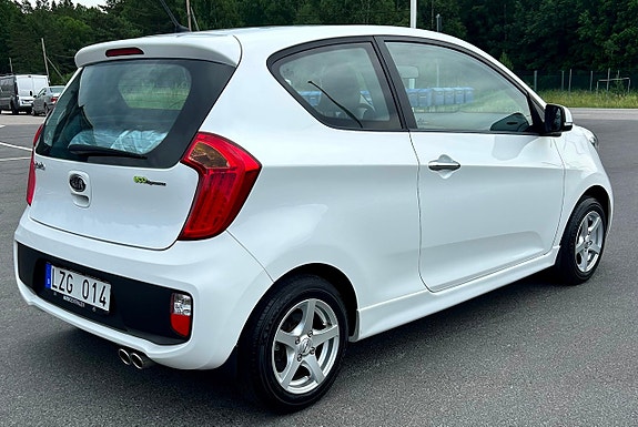 Kia Picanto 5 of 5