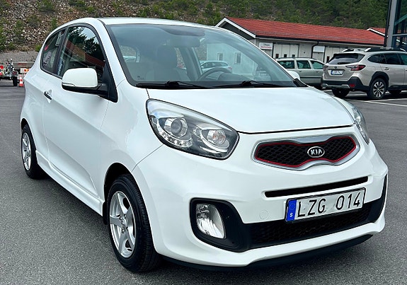 Kia Picanto 2 of 5