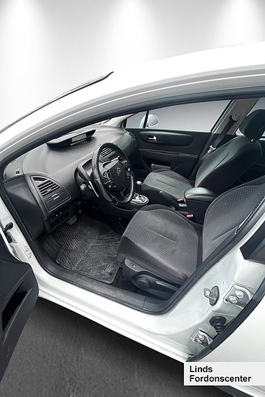 Citroen C4 5 of 5