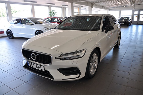 Volvo V60 4 of 5