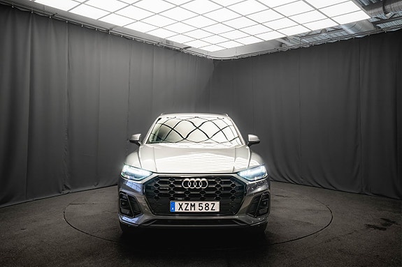 Audi Q5 4 of 5