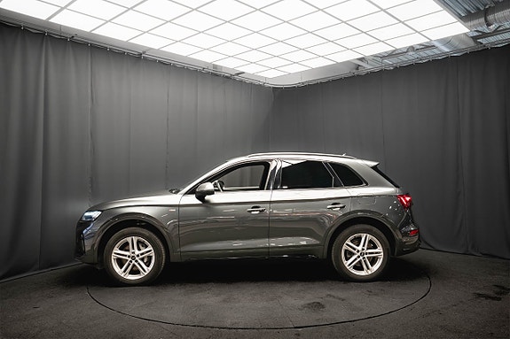Audi Q5 10 of 23
