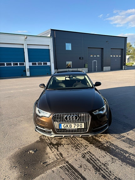 Audi A6 allroad 2 of 2