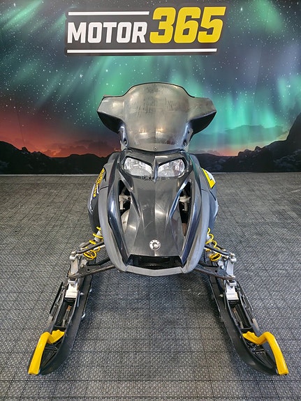 Ski-Doo Summit 550F • FRAKT/FINANS 499:-/MÅN 9 of 14