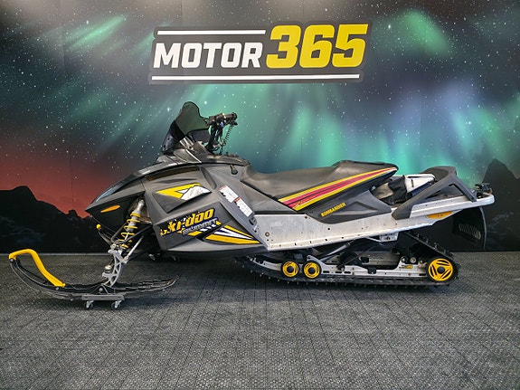 Ski-Doo Summit 550F • FRAKT/FINANS 499:-/MÅN 7 of 14