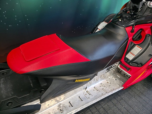 Ski-Doo Renegade 800 HO • FRAKT/FINANS 499:-/MÅN 13 of 16