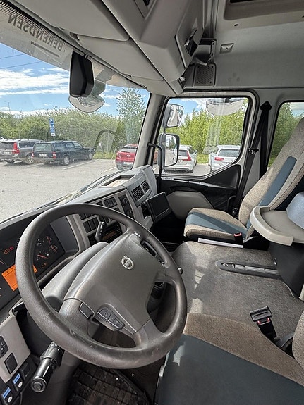 Volvo FL 4x2 Skåpbil 10 of 11