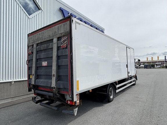 Volvo FL 4x2 Skåpbil 4 of 11