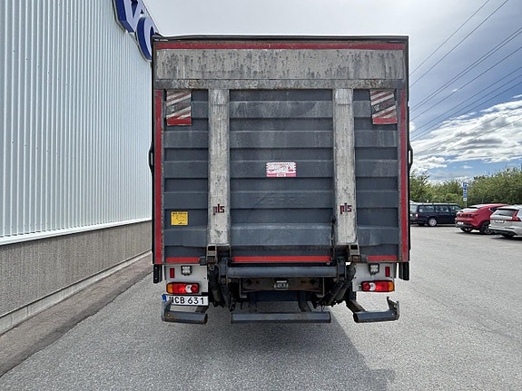 Volvo FL 4x2 Skåpbil 3 of 11