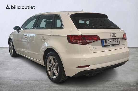 Audi A3 3 of 5
