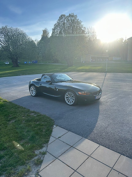 BMW Z4 2 of 4