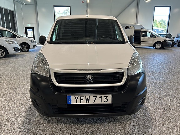 Peugeot Partner 9 of 19