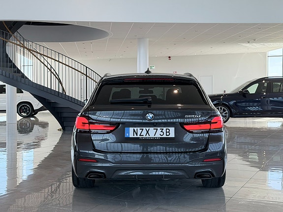 BMW 520d 4 of 5