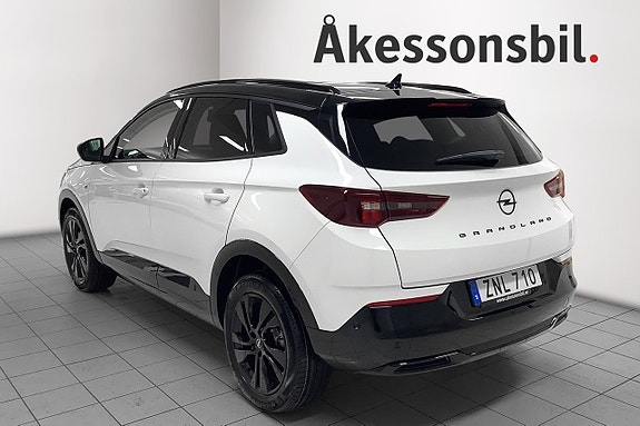 Opel Grandland 4 of 5