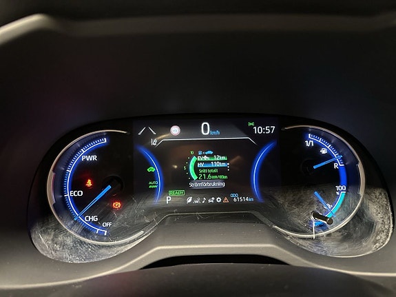 Toyota RAV4 11 of 12