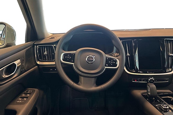 Volvo V60 11 of 21