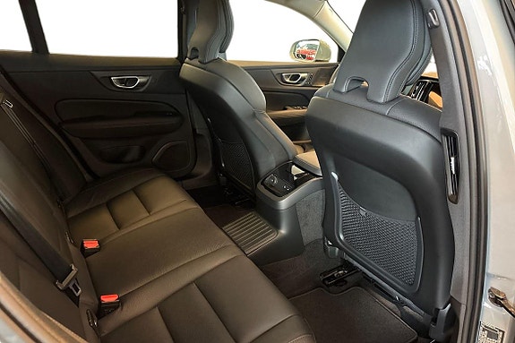 Volvo V60 9 of 21
