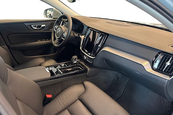 Volvo V60 7 of 21