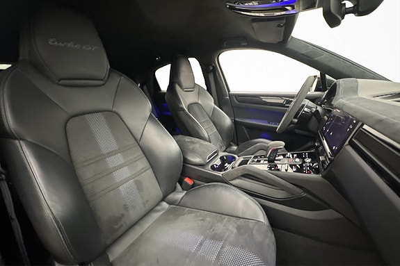 Porsche Cayenne Turbo GT 22 of 30