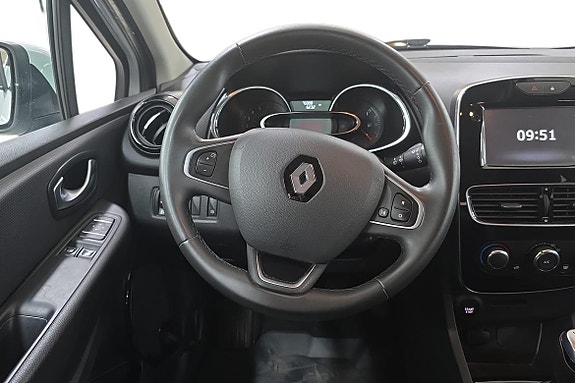 Renault Clio 11 of 21