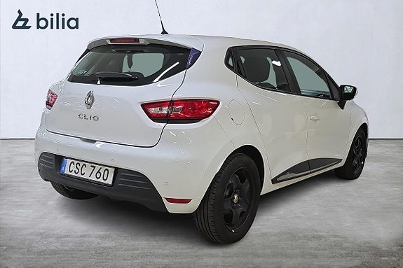 Renault Clio 19 of 21