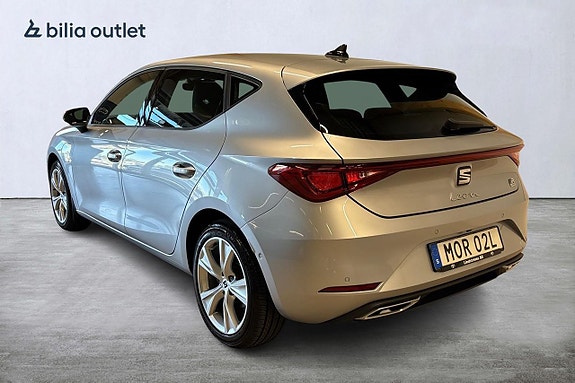 Seat Leon 2 of 5