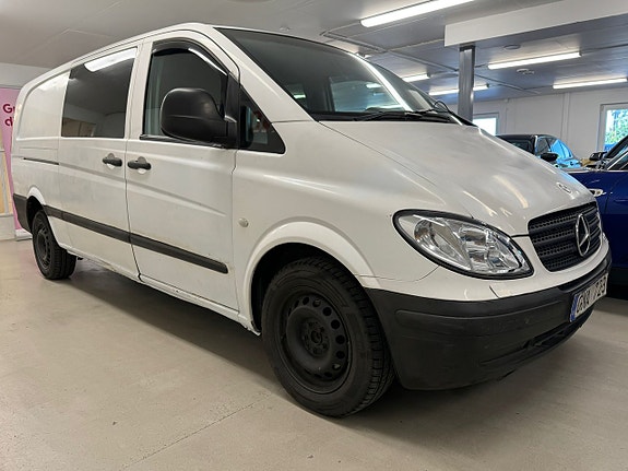 Mercedes-Benz Vito 120 14 of 23