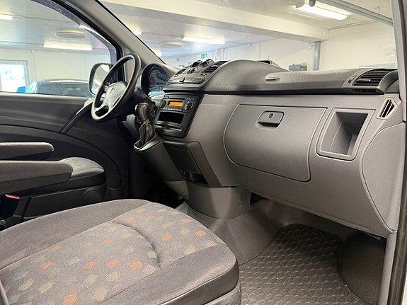 Mercedes-Benz Vito 120 19 of 23