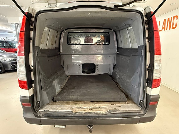 Mercedes-Benz Vito 120 8 of 23