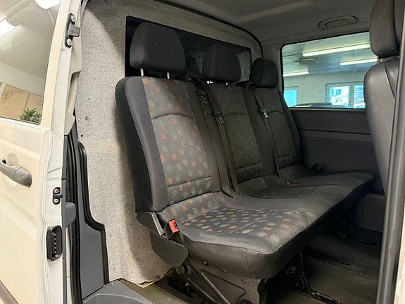 Mercedes-Benz Vito 120 11 of 23