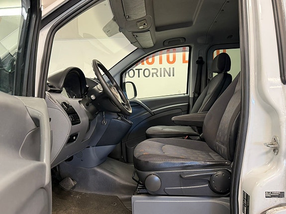 Mercedes-Benz Vito 120 10 of 23