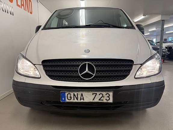 Mercedes-Benz Vito 120 2 of 5