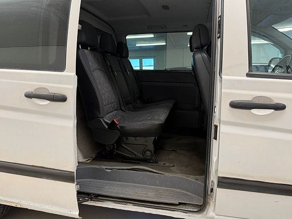 Mercedes-Benz Vito 120 12 of 23