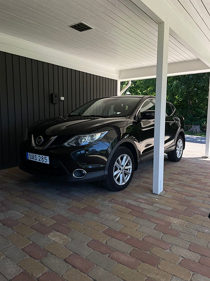 Nissan Qashqai 2 of 5
