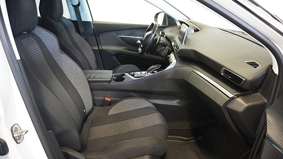 Peugeot 3008 9 of 18