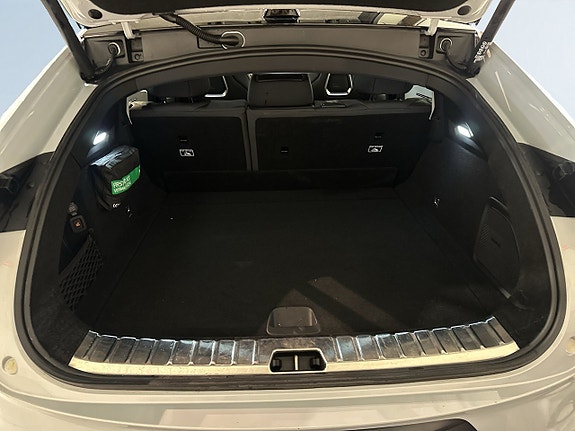 Polestar 4 12 of 24