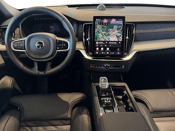 Volvo XC90 13 of 22