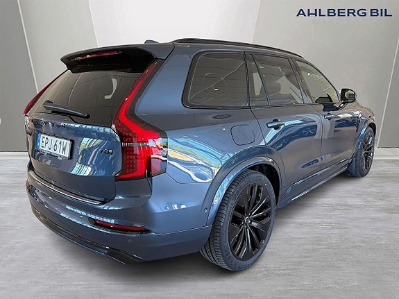 Volvo XC90 6 of 22