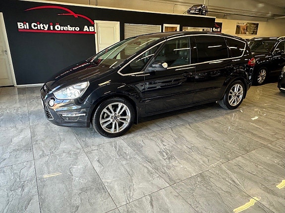 Ford S-MAX 3 of 5