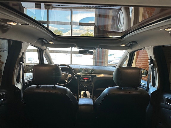 Ford S-MAX 9 of 19