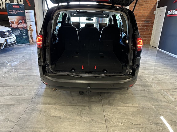 Ford S-MAX 13 of 19