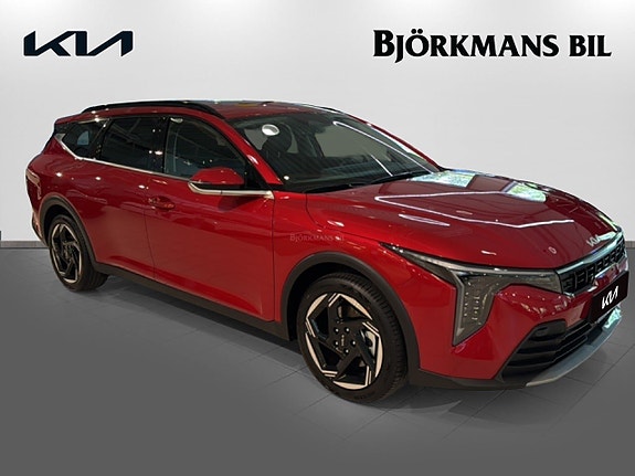Kia K4 3 of 16