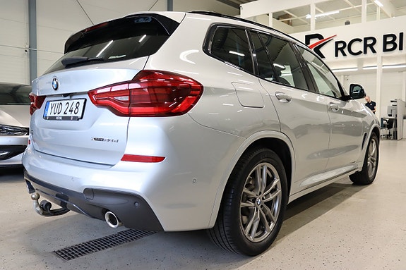 BMW X3 4 of 5