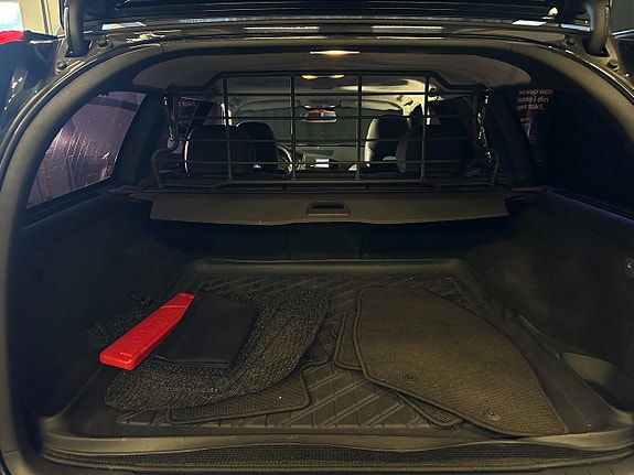 Volvo XC70 28 of 29
